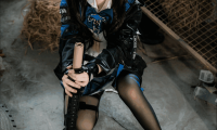 白莉爱吃巧克力cos合集赏析，甜到你心底！