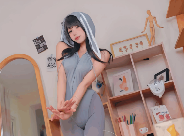 咬一口兔娘(Yiko湿润兔)cos合集赏析，真是让人心跳加速！