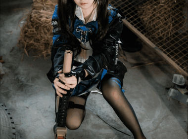 白莉爱吃巧克力cos合集赏析，甜到你心底！